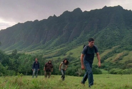 Кадр из сериала Остаться в живых